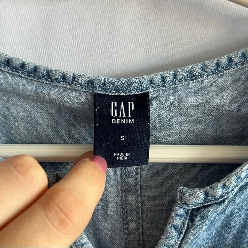 Gap Chambray Short Sleeve Denim Dress